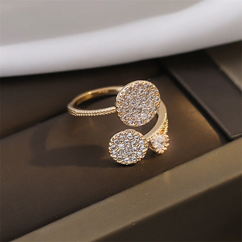 Top Trends: 2022 Korean New Exquisite Geometric Round Ring Women's Fashion Luxury Zircon Finger Ring Simple Temperament Versatile Jewelry Shoppable Styles