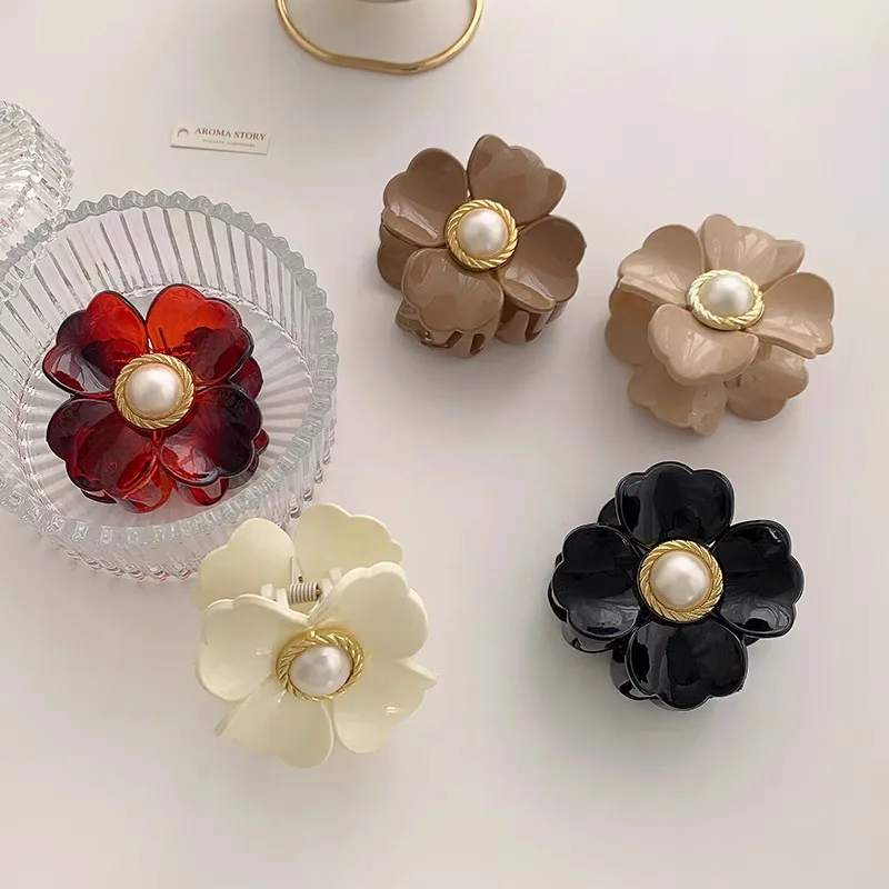 Top Trends: Fashion Flower Powerful Claw Clip Medium Back Head Plate Hair Clip Headdress Elegant Temperament Girl Hair Claw Accessories Shoppable Styles