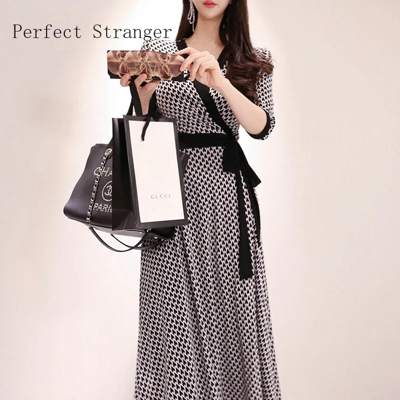 Top Trends: 2021 Spring Summer New Arrival Hot Sale V Collar Three-quarter Sleeve Plaid Women Jag Long Dress Shoppable Styles - Image 5