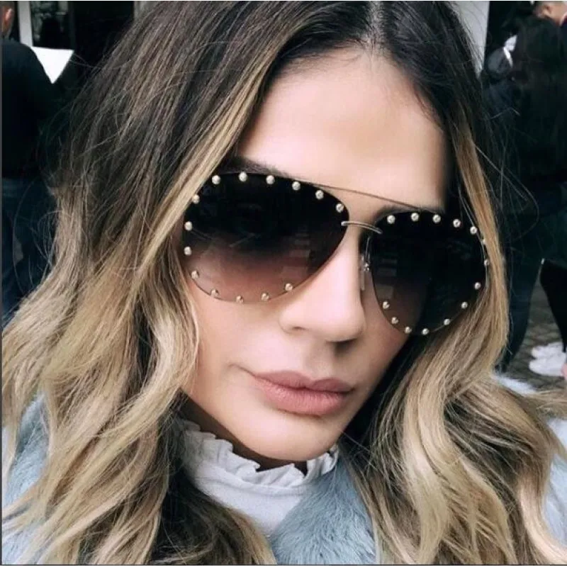 Top Trends: 2022 Ladies Rimless Sunglasses Luxury Brand Designer Metal Frame Gradient Large Colored Sun Glasses Shadow For Women UV400 Shoppable Styles