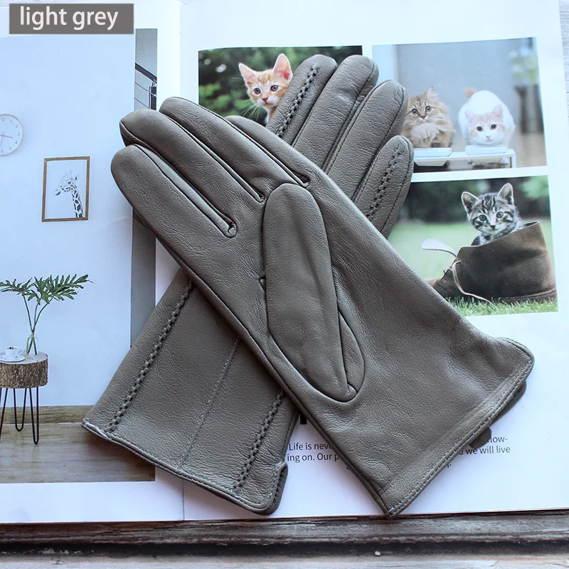 Top Trends: Winter Warm Color Leather Gloves Women Fashion Striped Style Velvet Lining Motorcycle Riding Driving Points Shoppable Styles - Image 5