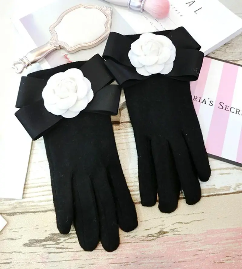 Top Trends: Cashmere Gloves Bowknot Camellia Ladies Gloves Fashion Korean Version Of The Thick Warm Touch Screen Winter Gloves A386 Shoppable Styles