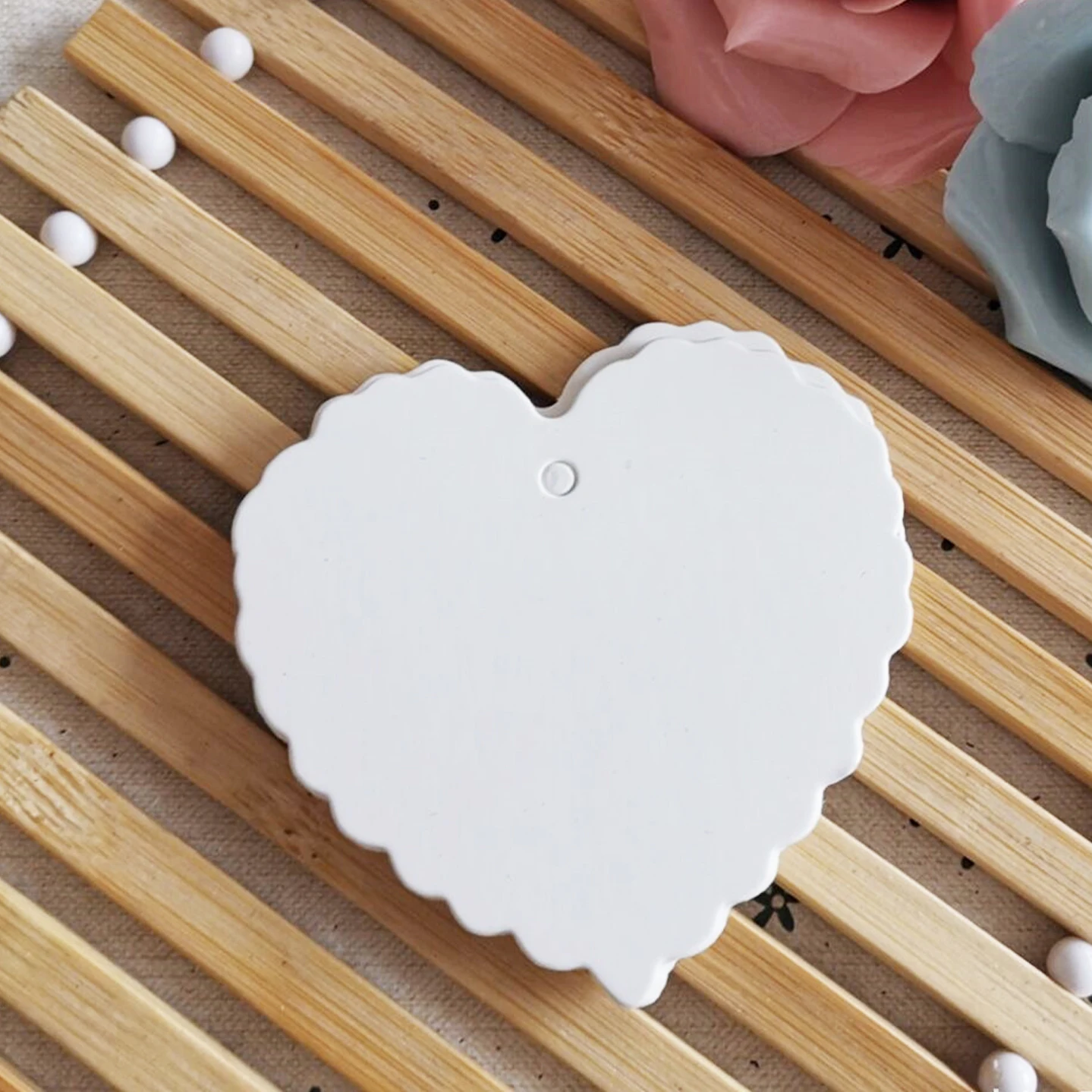 Top Trends: 50pcs 5.5x5.8cm Labels Paper Card Hang Tags Love Heart Blank Kraft Cards For Jewelry Packaging DIY Wedding Party Couples Gifts Shoppable Styles - Image 3