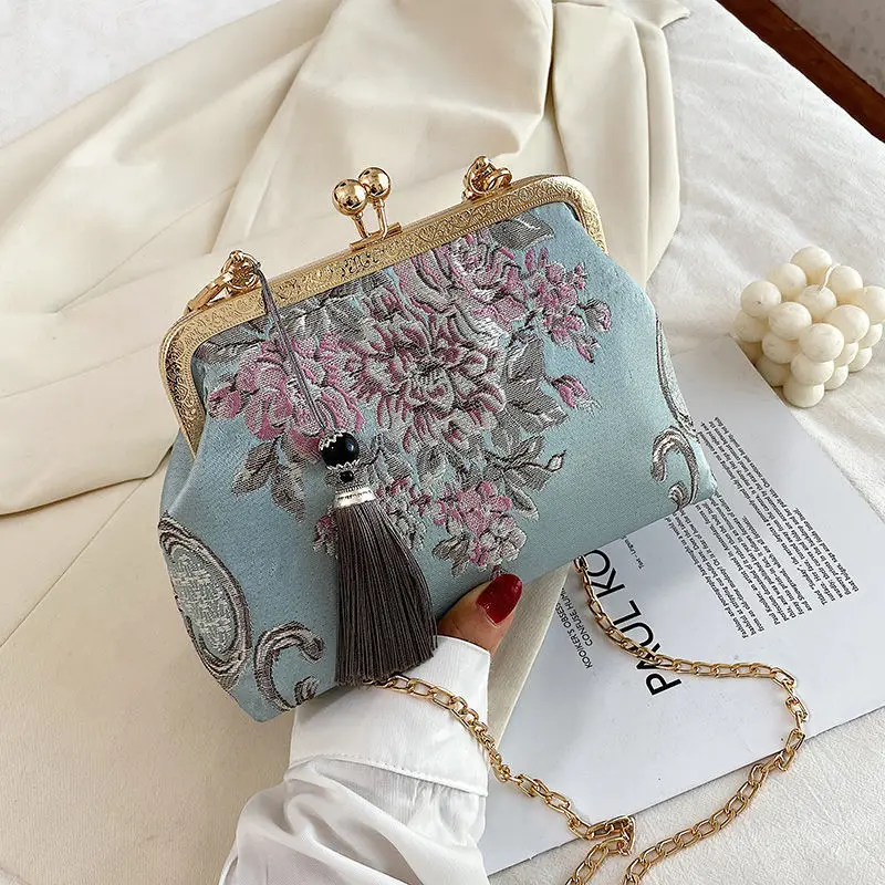 Top Trends: Chain Women Shoulder Crossbody Messenger Bag Women&#039;s Handbags Autumn Vintage Fashion Flowers Bag Bags Kiss Lock Shell Bags Bag Shoppable Styles