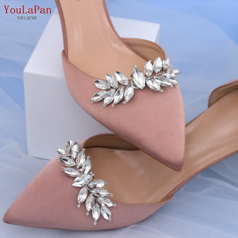 Top Trends: TOPQUEEN X31 2pcs / lot Fashion Bridal Shoe Accessories Wedding High Heels Decoration Lady Shoe Clips For Bride Rhinestone Buckle Shoppable Styles