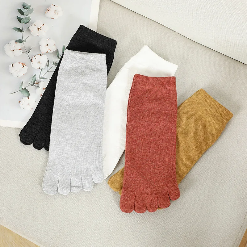 Top Trends: 5 Pairs Japanese Harajuku Toe Socks Vintage Cotton Five Fingers Casual Sport Crew Socks With Heel Women Solid Black White Sock Shoppable Styles - Image 2