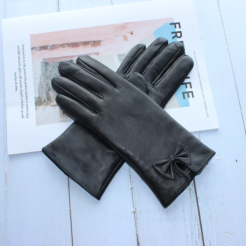 Top Trends: New Fashion Women Genuine Leather Sheepskin Bow Decoration Velvet Lining Keep Warm In Winter Black Gloves Shoppable Styles - Image 5