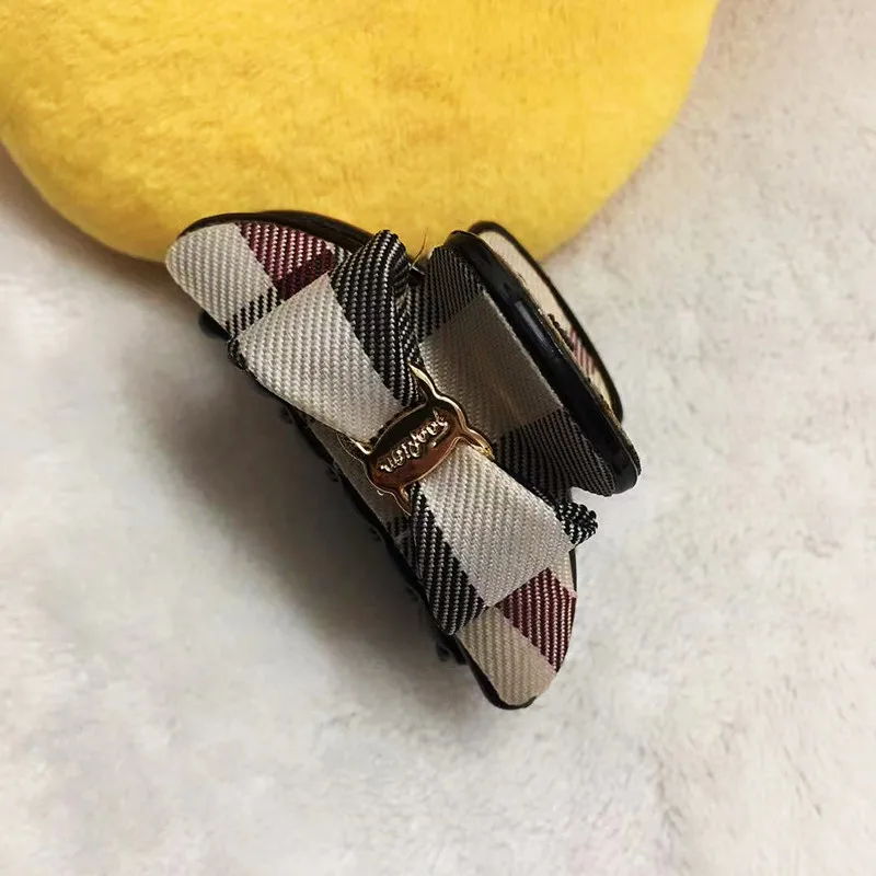 Top Trends: 2021 New Fashion Acrylic Hair Claw Clip For Women British Plastic Plaid Hair Accessories New Handmade Exquisit Grid Shark Clips Shoppable Styles - Image 3