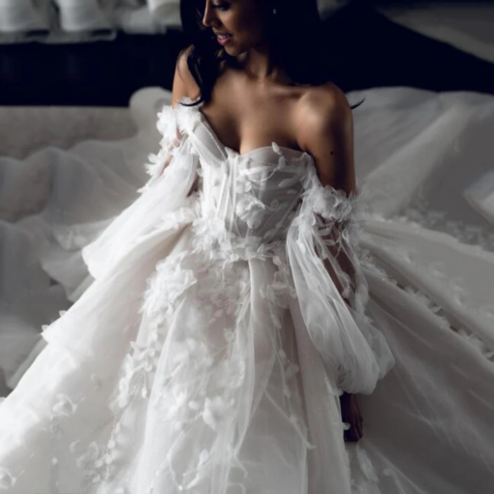 Top Trends: UZN Elegant Ball Gown Lace Appliques Modern Wedding Dresses Sweetheart Off Shoulder Puffy Sleeves Brial Gown Bestidos De Novia Shoppable Styles