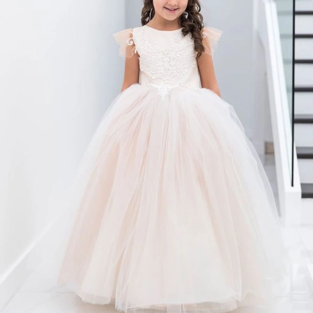 Top Trends: Gardenwed Lace Ivory Flower Girl Dresses Appliques Baby Girls Party Dress Cap Sleeves Puffy Princess Dress Bow First Communion Shoppable Styles - Image 3