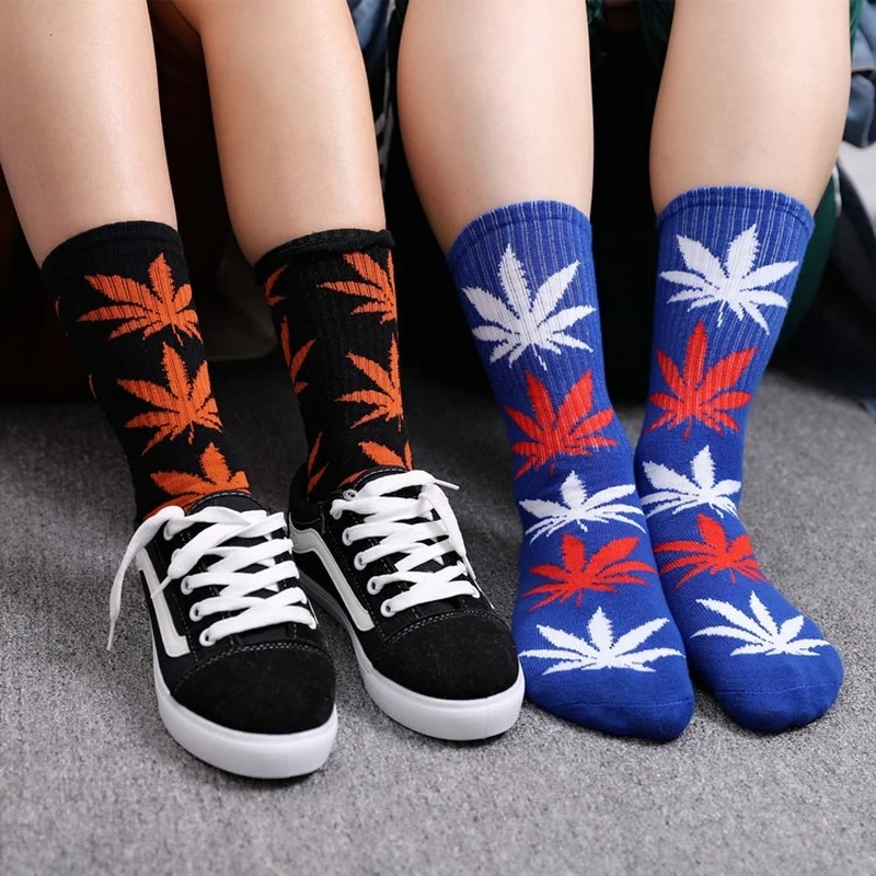 Top Trends: Maple Leaf Socks Men's And Women's Cotton Socks South Korea Harajuku Style Skateboard Socks Ford Shoppable Styles - Image 2