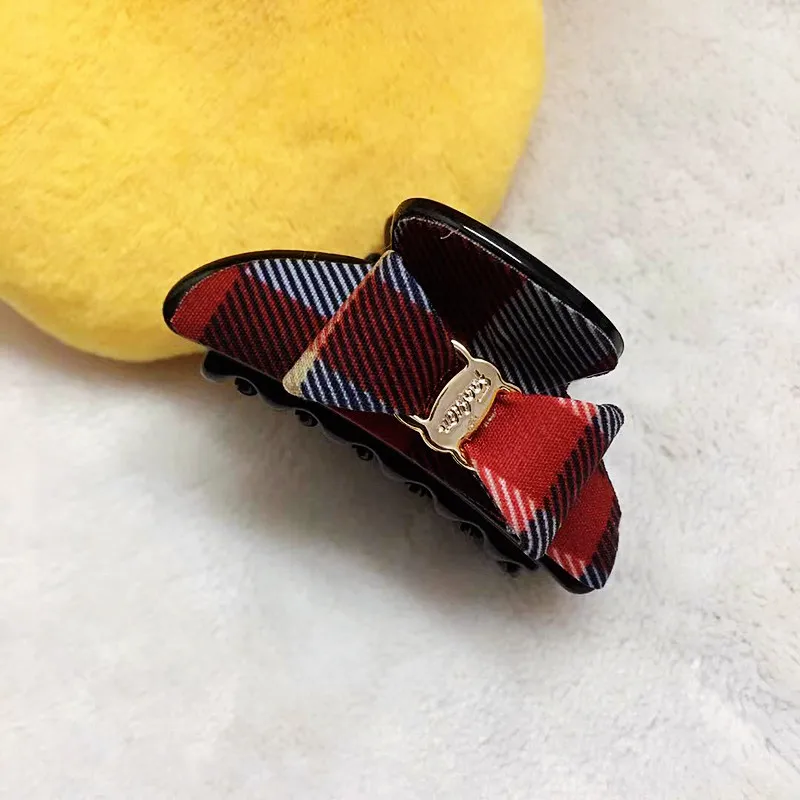 Top Trends: 2021 New Fashion Acrylic Hair Claw Clip For Women British Plastic Plaid Hair Accessories New Handmade Exquisit Grid Shark Clips Shoppable Styles - Image 2