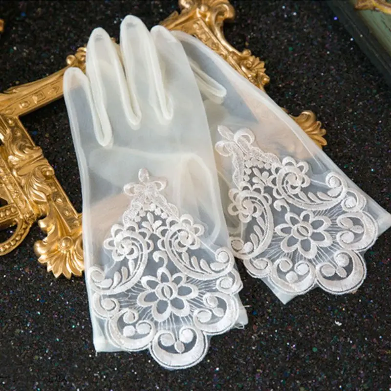 Top Trends: Glamour Bride Dress Gloves Lace Short Paragraph Mittens Wedding Dresses Accessories Charming Lady Women Glove With Fingers Shoppable Styles