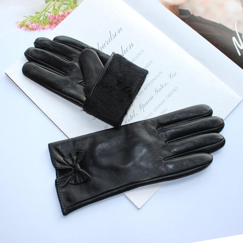 Top Trends: New Fashion Women Genuine Leather Sheepskin Bow Decoration Velvet Lining Keep Warm In Winter Black Gloves Shoppable Styles - Image 3