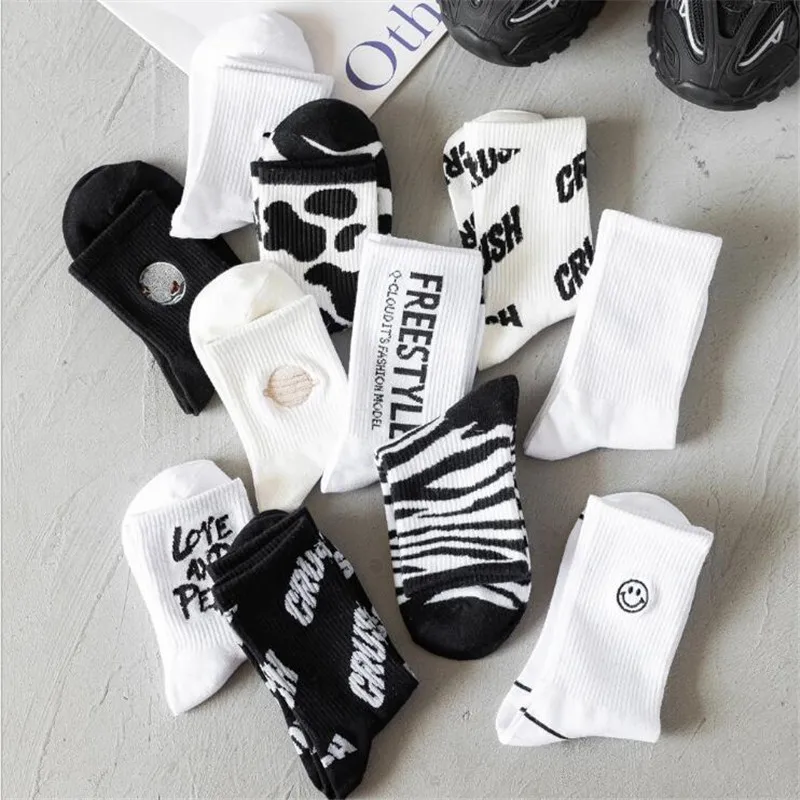 Top Trends: New Ins Winter Fashion Harajuku Hip Hop Socks Unisex Funny Smile Moon Women Happy Skateboard Socks Streetwear Black White Meias Shoppable Styles