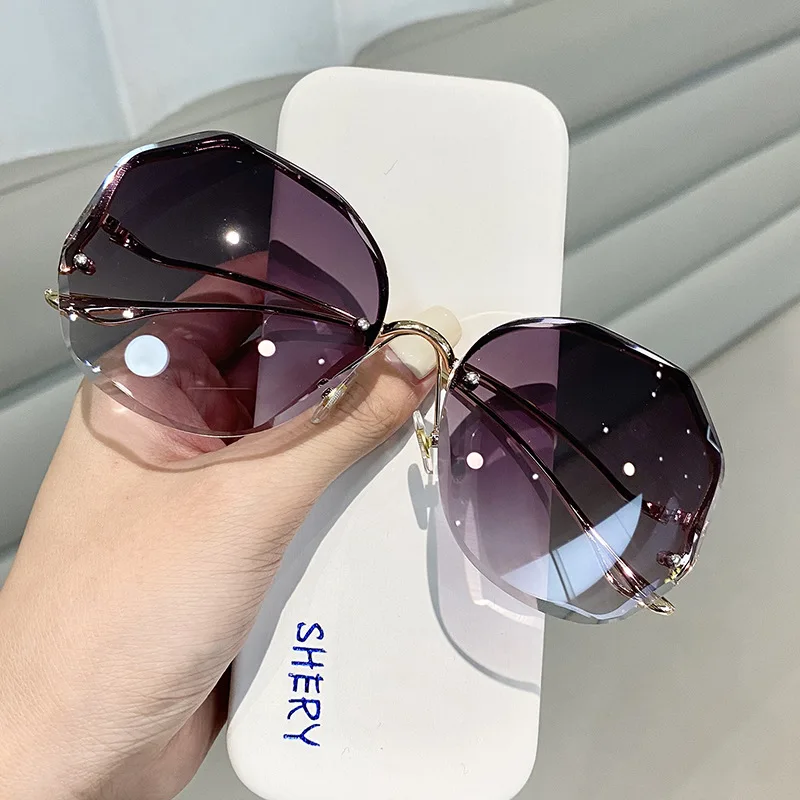 Top Trends: 2022 Rimless Sunglasses Fashion Sunglasses Women Tide Vasos Decorativos Luxury Lunette De Soleil Femme Vintage Zonnebril Dames Shoppable Styles