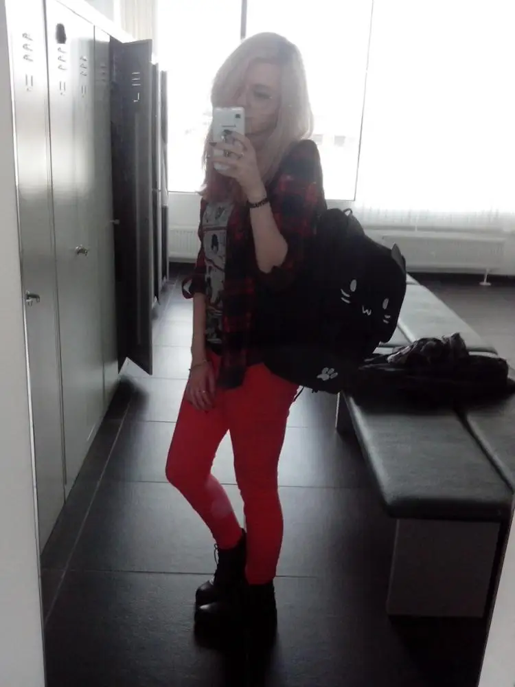 Musta värvi seljakott kassi näoga | kujundav pilt e-kaubamaja pildikogust