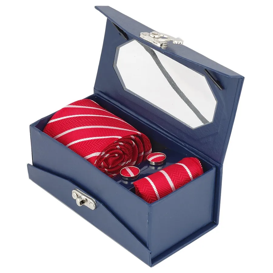 sinises kinkekarbis punane triibuline siidist lips ja mansetinööbid