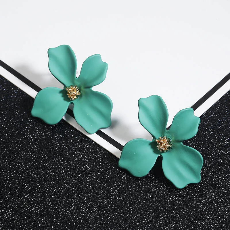 Top Trends: Korean Cute Small Flower Stud Earrings For Women Fresh And Sweet Statement Earring Girl 2019 Fashion Jewelry Shoppable Styles - Image 5