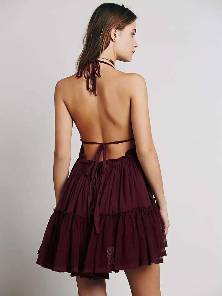 Õhuliselt kohevad minikleidid | kujundav pilt e-kaubamaja pildikogust