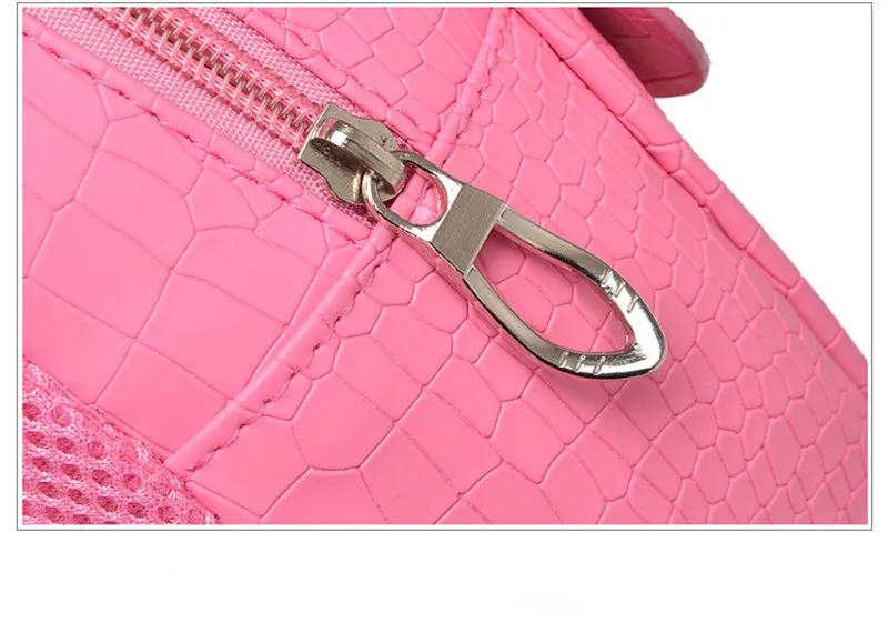 Seljakott karu ja inglitiibadega | kujundav pilt e-kaubamaja pildikogust