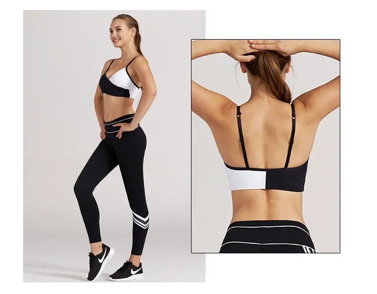 naine kannab must-valget push up spordirinnahoidjat ja musti retuuse