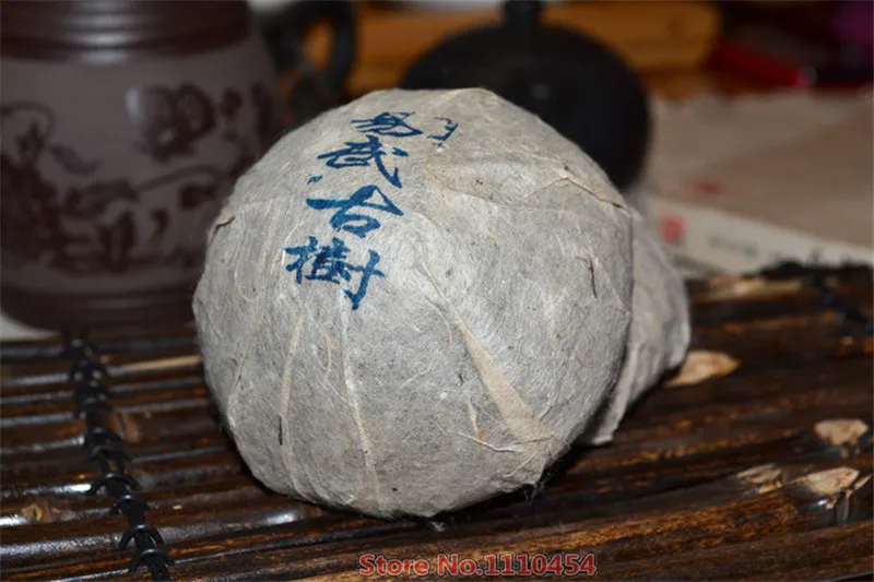 Yunnan Pu'er tea raw puer tea 100g puerh tuo cha pu erh old tree pu er tea green food China resistant brewing bright color sweet   Yunnan Pu'er tea raw puer tea 100g puerh tuo cha pu erh old tree pu er tea green food China resistant brewing bright color sweet