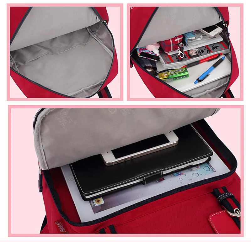 punane koolikott mitme taskuga, mille sees on erinevad esemed nagu pliiatsid ja elektroonikaseadmed