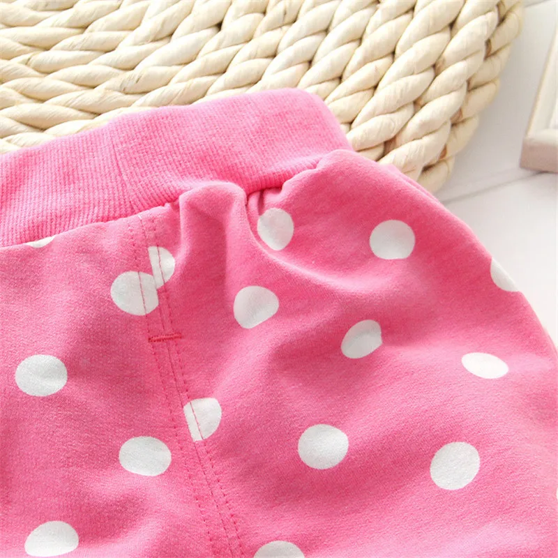 Komplekt Miki või Minniga | kujundav pilt e-kaubamaja pildikogust