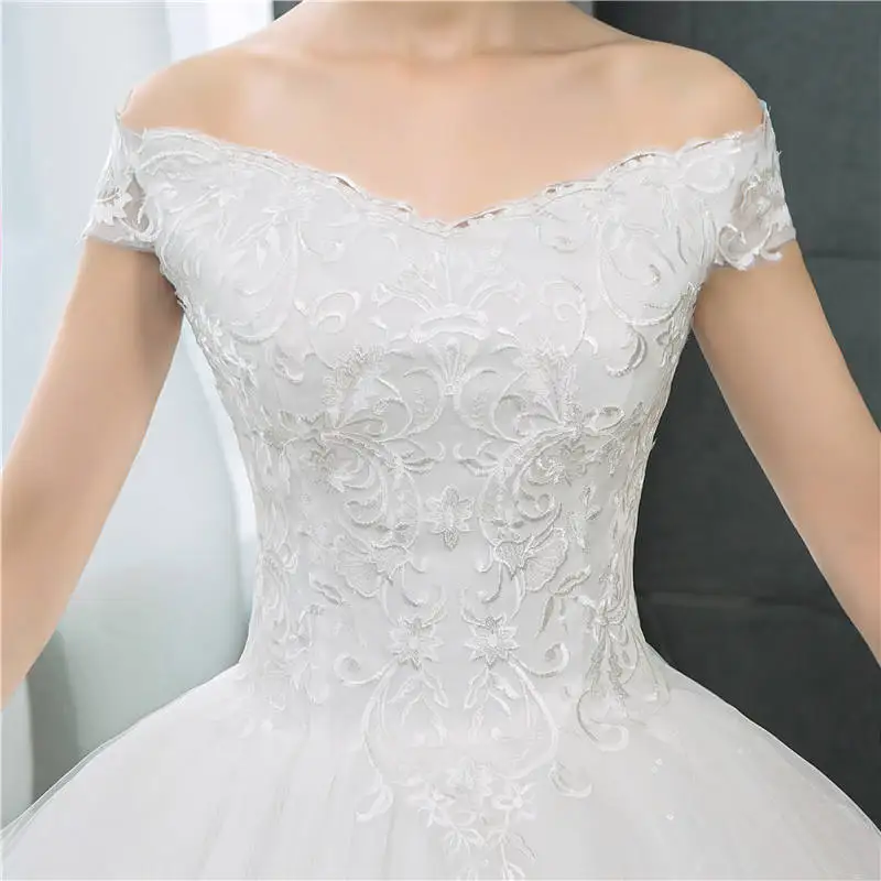 Top Trends: It's YiiYa Sexy Boat Neck Wedding Dresses Simple Off White Cheap Sleeveless Wedding Gown HS284 Shoppable Styles - Image 4