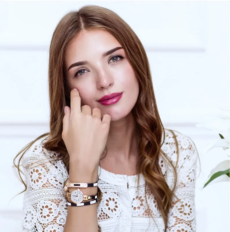 Luksusliku välimusega kell | kujundav pilt e-kaubamaja pildikogust