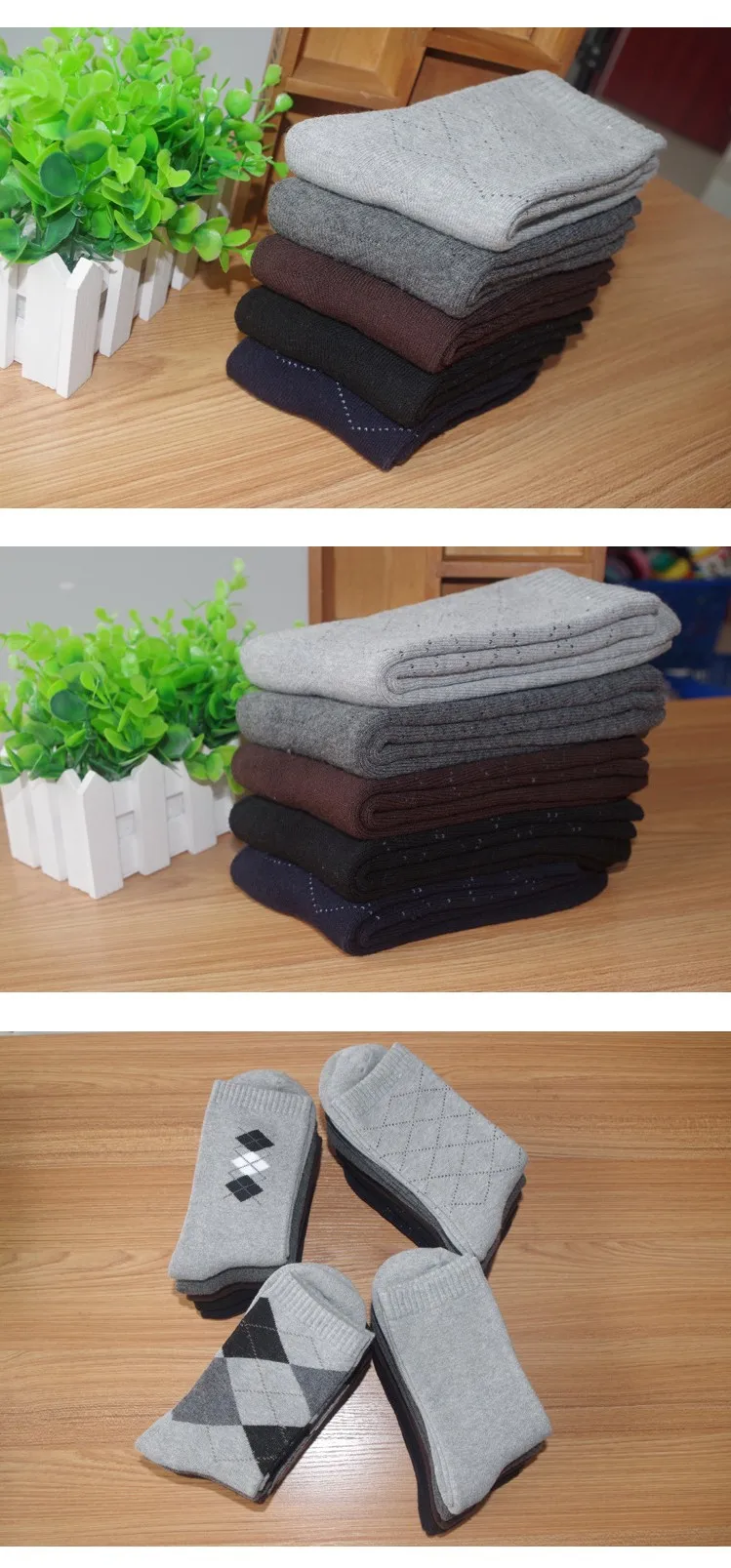 viis paari erinevat värvi puuvillaseid sokke laual