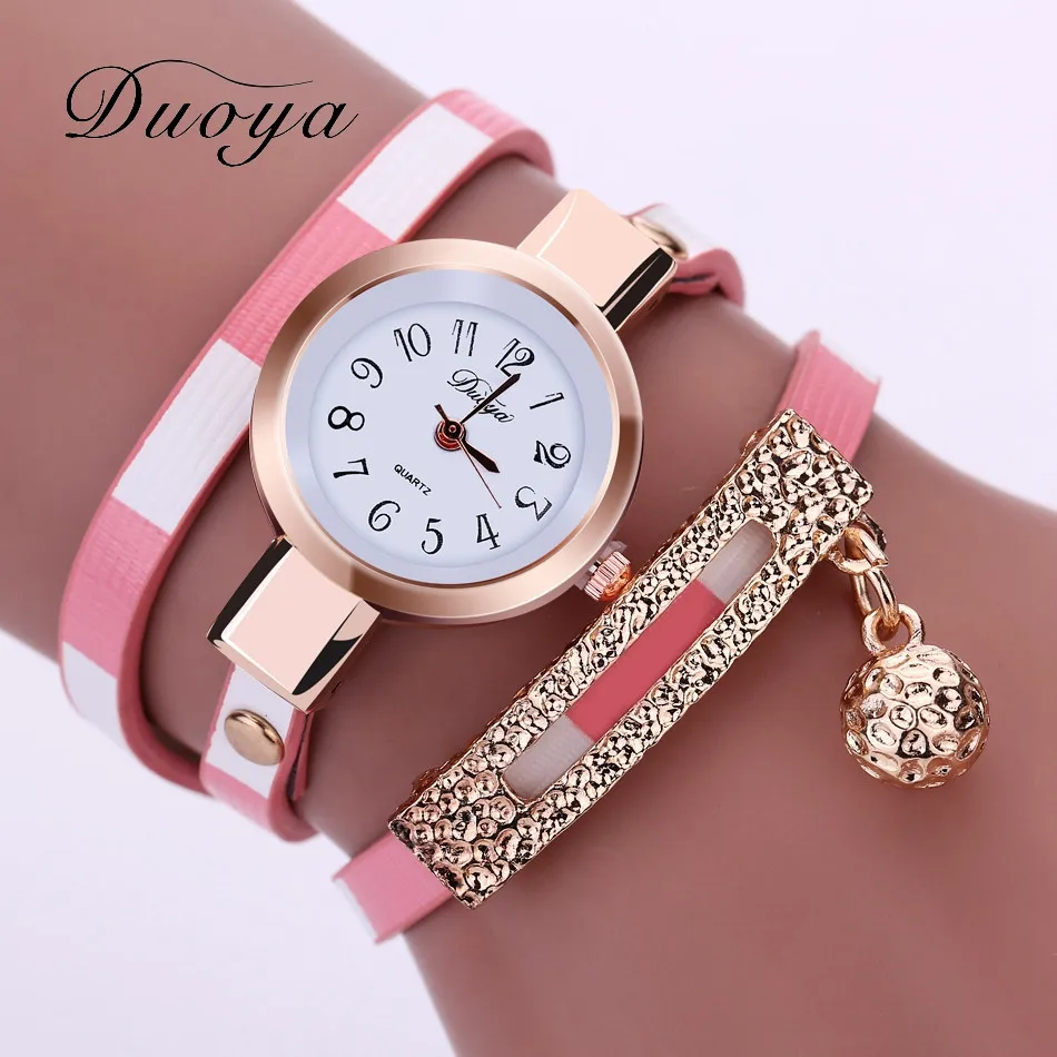 Luksusliku välimusega kell | kujundav pilt e-kaubamaja pildikogust