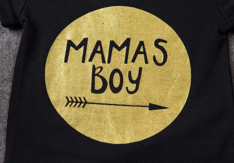 Komplekt T-särgist ja pükstest | kujundav pilt e-kaubamaja pildikogust