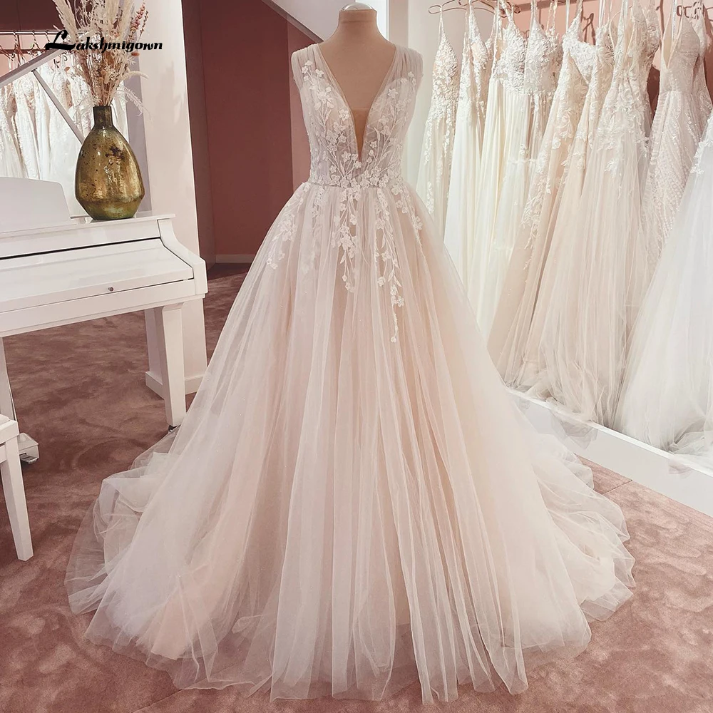 Top Trends: Elegant V-neck Wedding Dresses Lace Appliques Sleeveless Backless Boho Wedding Gowns Plus Size Bridal Dress Robe De Mariee Shoppable Styles