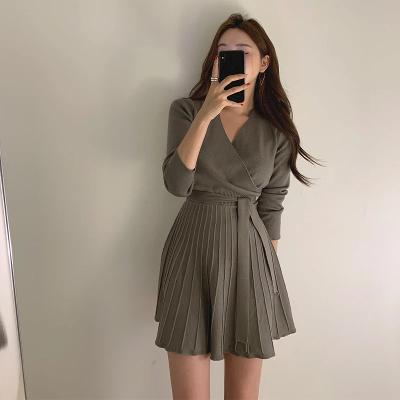 Top Trends: Autumn Woman Knitted Dress 2021 Long Sleeve V-neck Solid Color Korean Style Elegant Ladies Sexy Mini Sweater Dresses Elegant Shoppable Styles