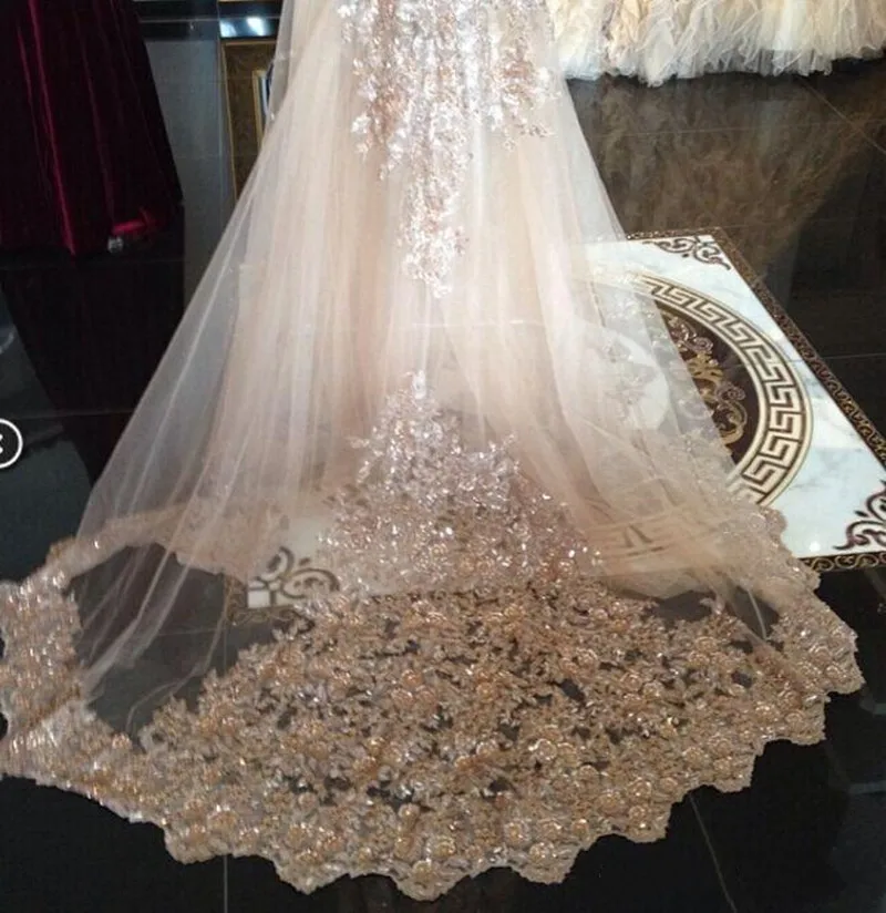 Top Trends: In Stock Bridal Veils Sequins Luxury Cathedral Veil Appliques Lace Edge Custom Made 3M / 4M / 5M Long Wedding Veils Sequins Wraps Shoppable Styles