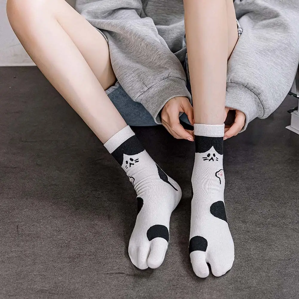 Top Trends: Japanese Harajuku Cotton Tabi Sock Funny Animal Jacquard Womens Two Toe Socks Cartoon Cat Cute Split Toe Socks Shoppable Styles