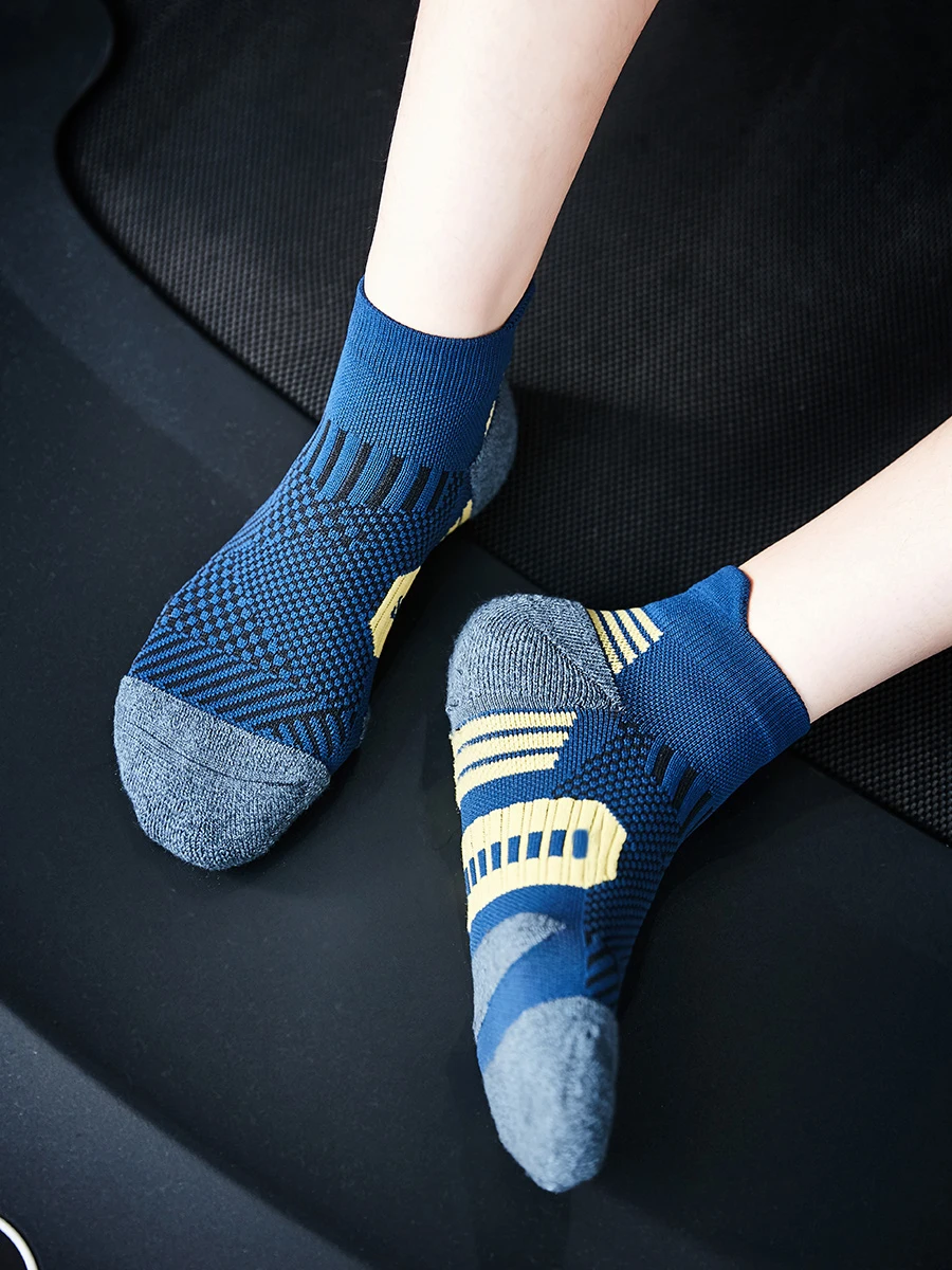 Top Trends: 6PCS=3Pairs Professional Sports Socks Towel Bottom Non-Slip Running Socks Men Women Short Quick-Drying Basketball Training Socks Shoppable Styles