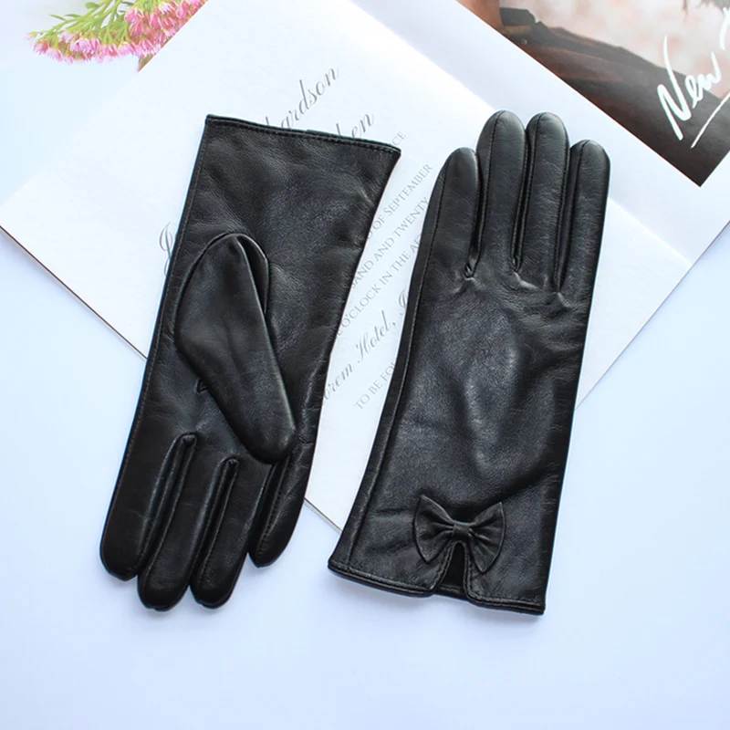 Top Trends: New Fashion Women Genuine Leather Sheepskin Bow Decoration Velvet Lining Keep Warm In Winter Black Gloves Shoppable Styles - Image 4