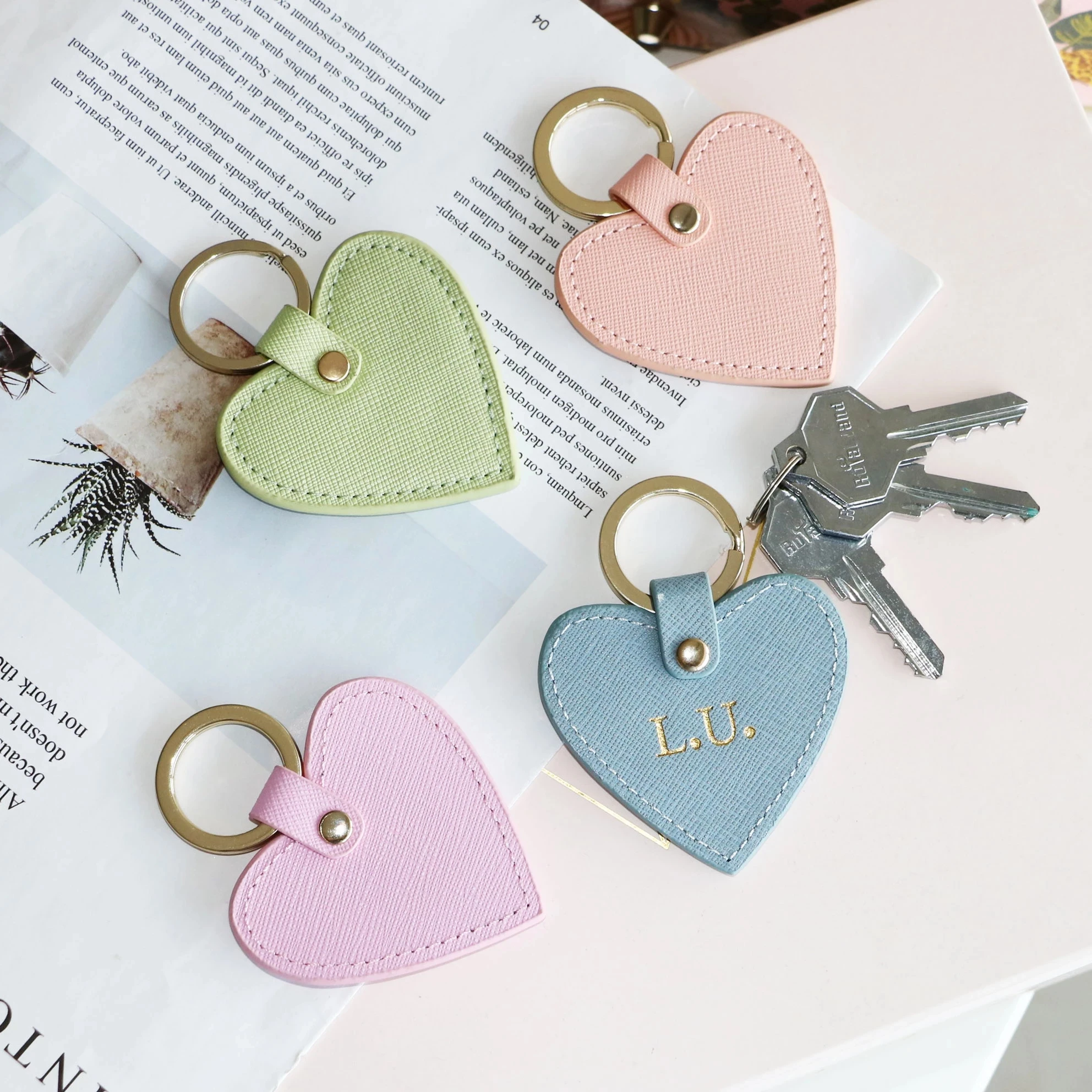 Top Trends: New Fashion Free Custom Initial Letters Genuine Saffiano Leather Heart Shape Keychain Women Key Holder Female Heart Key Ring Shoppable Styles