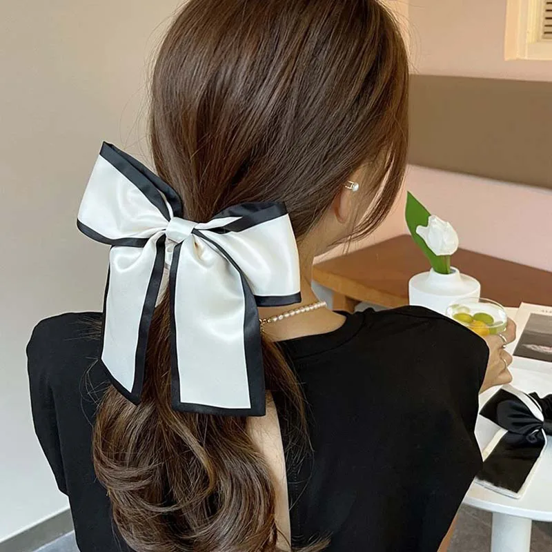 Top Trends: Female Girl Fashion Temperamentsmall Incense Bow Black And White Lace Large Intestine Hair Tie Hair Rope Headdress Shoppable Styles - Image 4