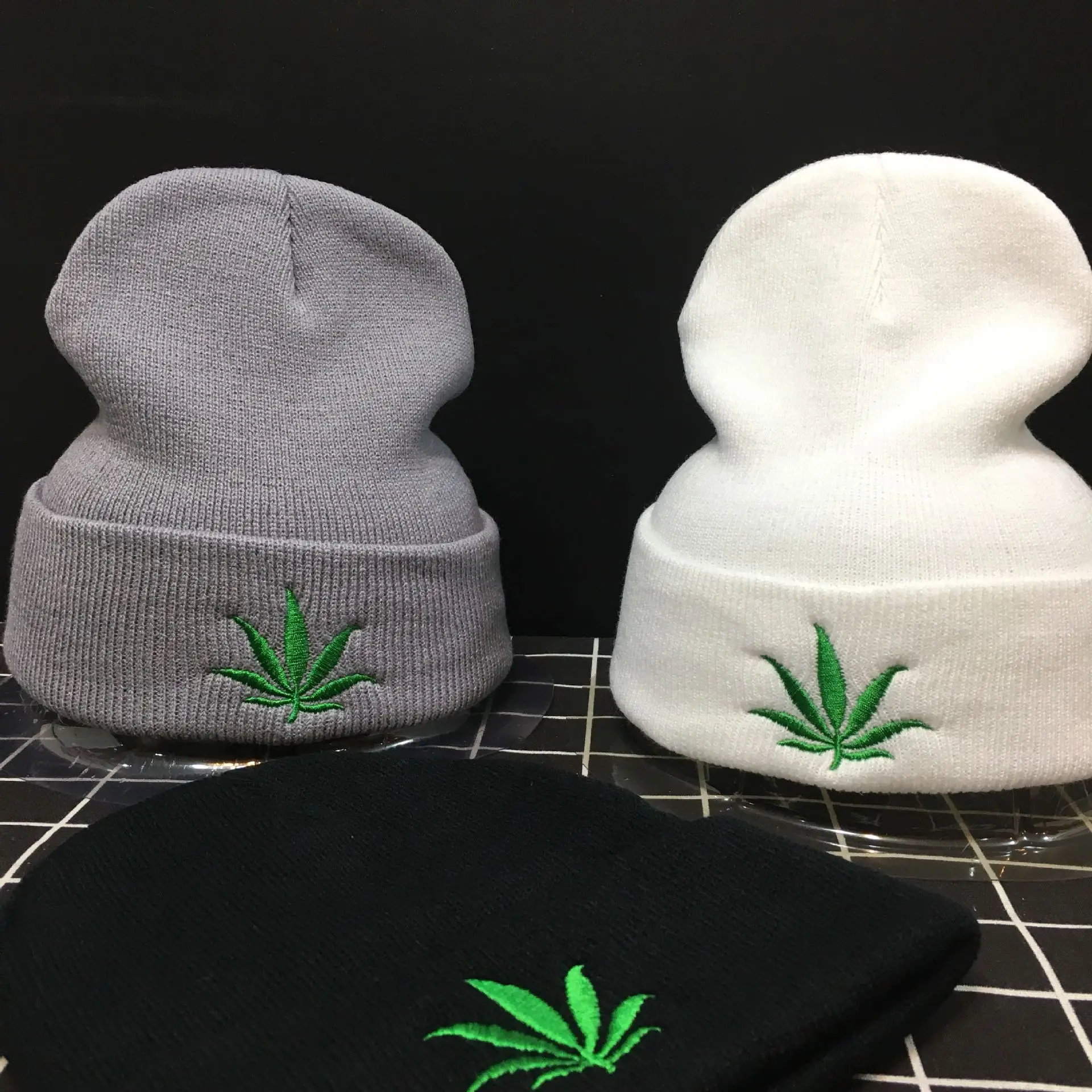 Top Trends: New Men Women Winter Weed Leaf Beanie Hats Warm Hip Hop Punk Knitting Winter Hat For Women Autumn Woolen Cap Skullies Black Hat Shoppable Styles - Image 5