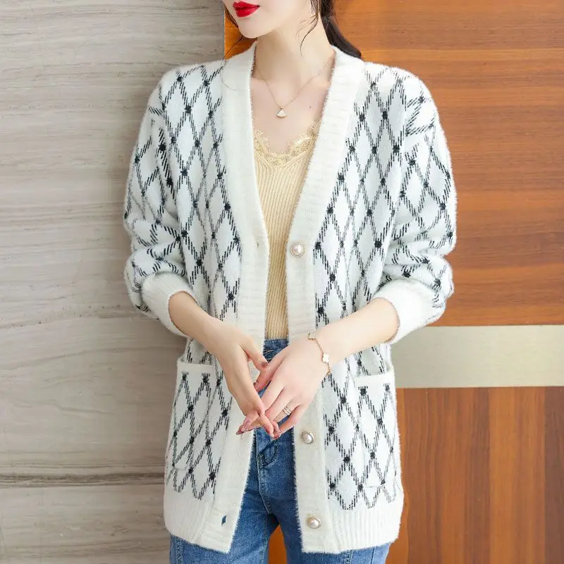 Top Trends: Spring And Autumn Women&#039;s V-neck Knitted Cardigan Long Sleeve Pockets Button Plaid Stripe Medium Length Fashion Casual Tops Shoppable Styles