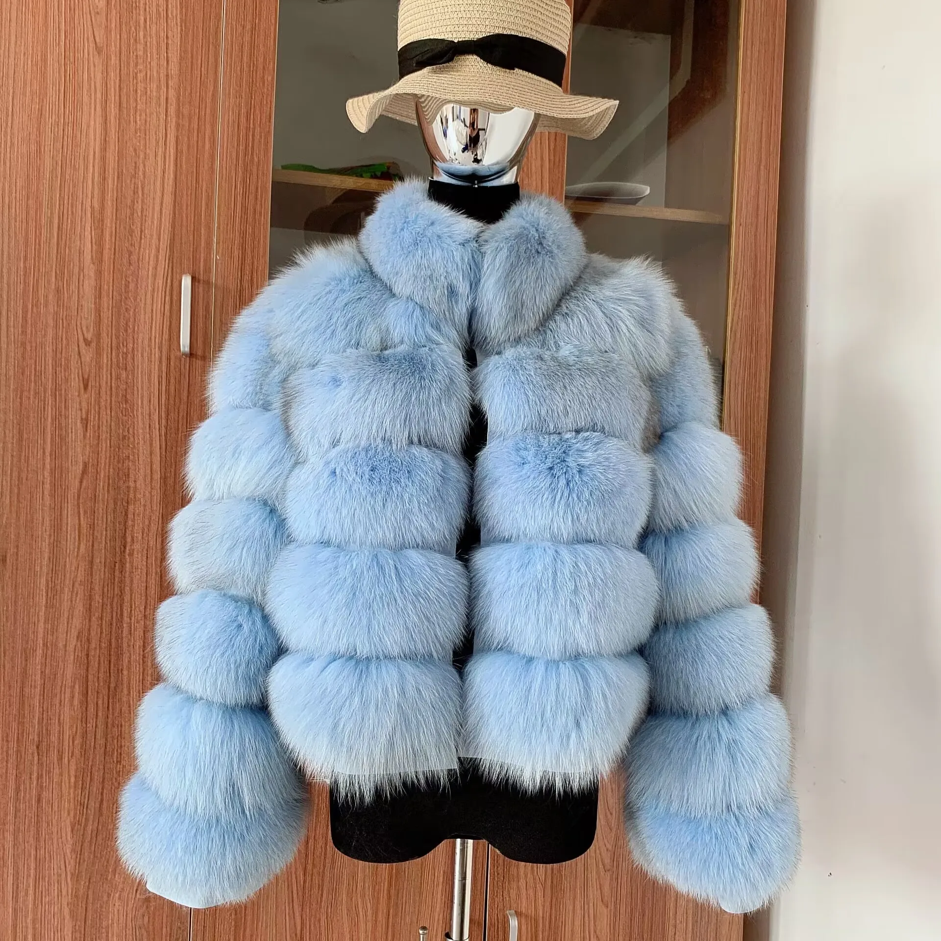 Top Trends: Real Fox Fur Coat Women Jacket Winter 2023 Full Full Sleeve Fur Coat White Fur Coat Luxury Fox Fur Jacket With Standing Collar Shoppable Styles