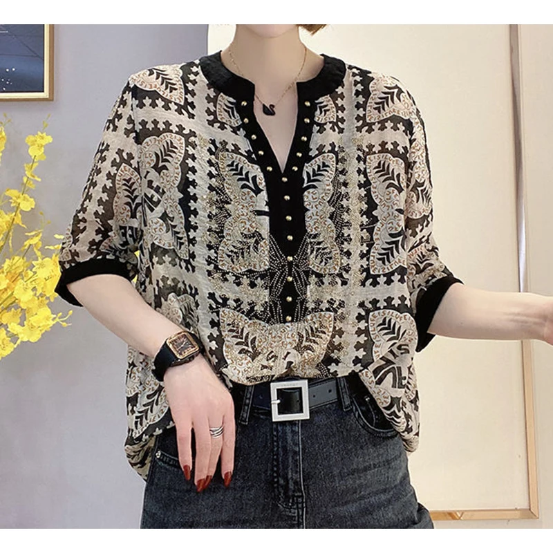 Top Trends: Fashion Printing V-neck Women's T-shirt New Summer Loose Pullover Fashion Diamonds Bohemian Elegant Casual Plus Size Tops Shoppable Styles