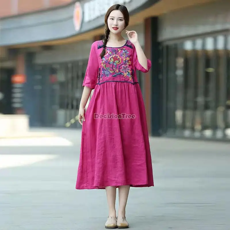 Top Trends: 2023 Chinese Summer New National Style Embroidery Loose Half Sleeve Thin Cotton And Linen Round Collar Women Causal Dress G571 Shoppable Styles