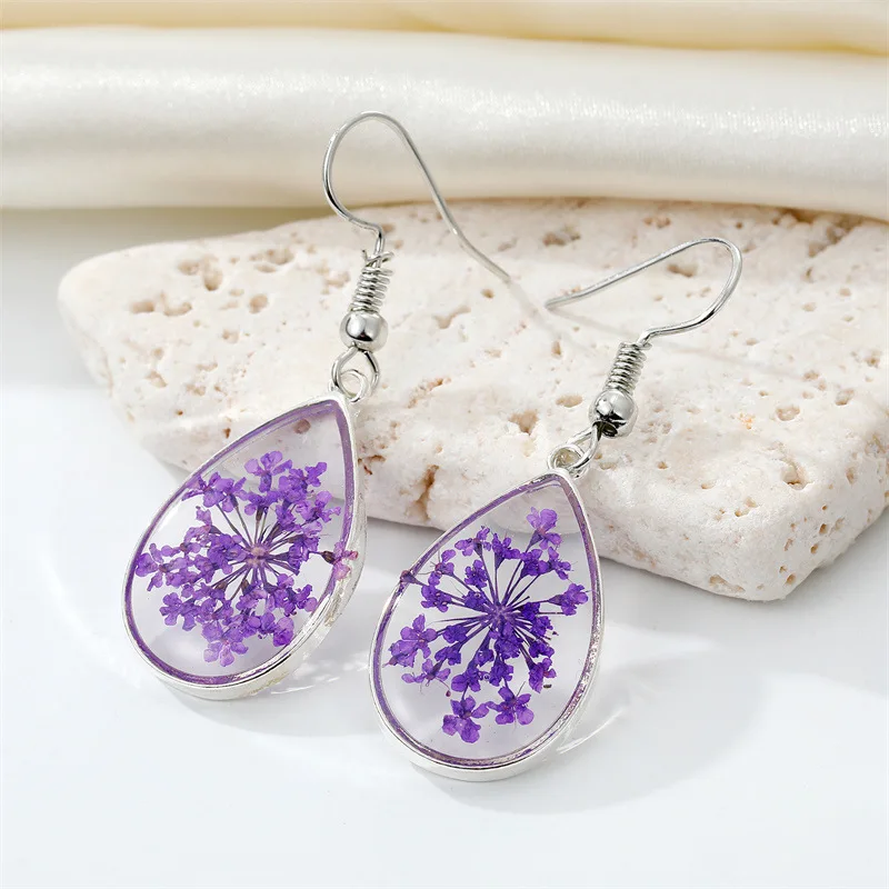 Top Trends: Transparent Epoxy Resin Flower Earrings Women Unique Natural Floral Earrings Cute Pressed Flower Jewelry Wholesale Accessories Shoppable Styles - Image 3