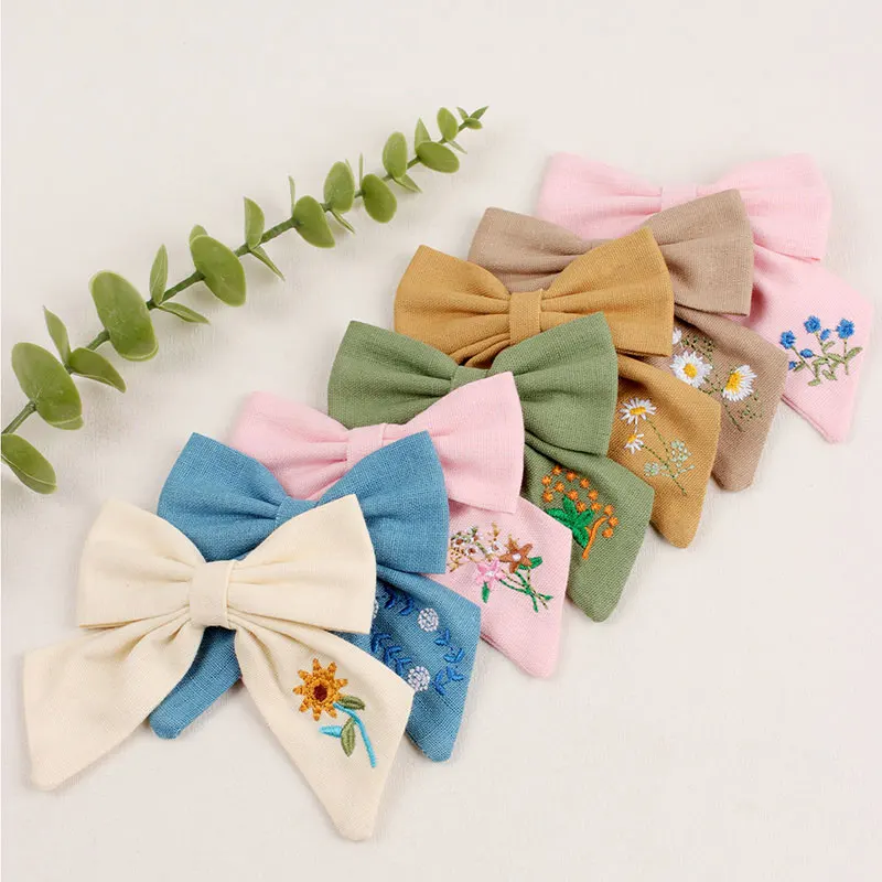 Top Trends: Sweet Girls Embroidered Hair Clips Daisy Flower Bowknot Hairpins Barrettes Hair Bows Ornament Headwear Kids Hair Accessories Shoppable Styles - Image 4