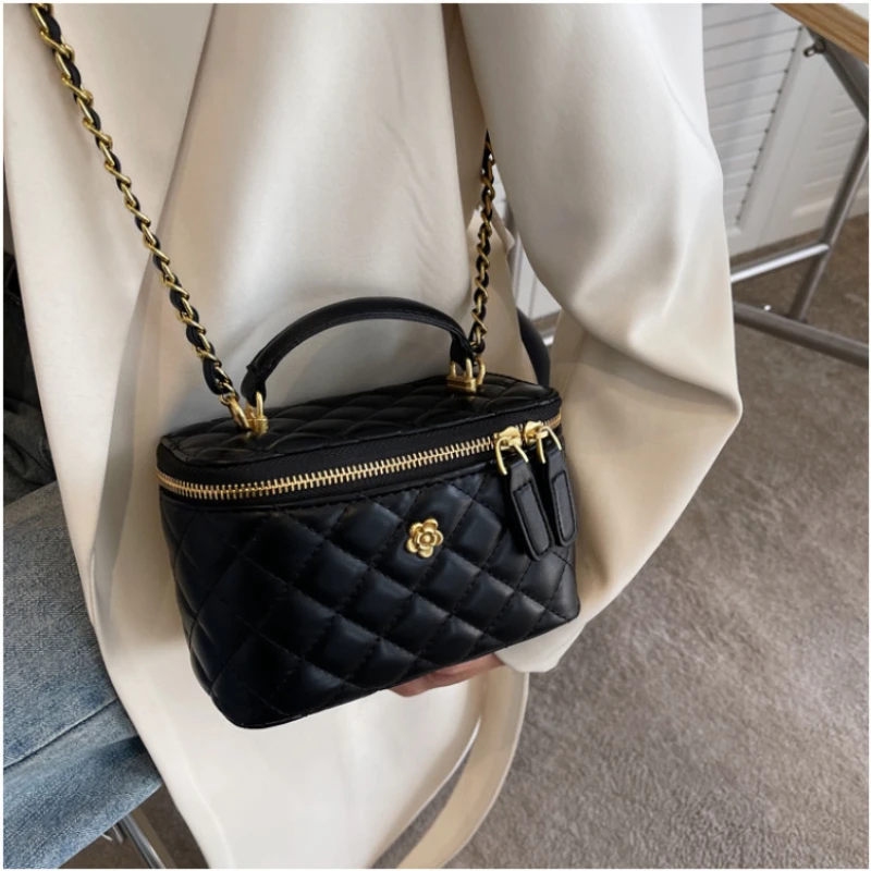 Top Trends: Small Fragrant Wind Lingge PU Leather Handbag 2023 New Trend Women's Fashion Chain Shoulder Bag Mini Bucket Small Bag Shoppable Styles